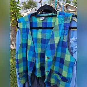 🌸2 for $10🌸 Plaid vest, sz 14
